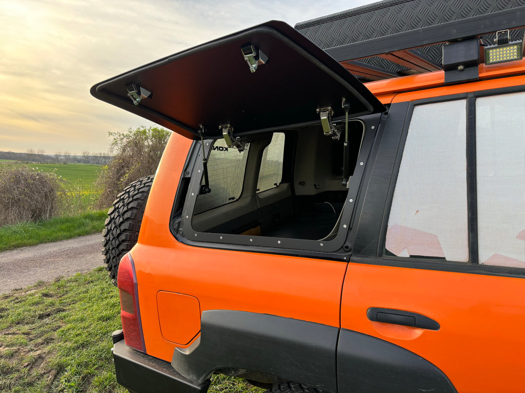 Gullwing windows NISSAN PATROL Y61 long