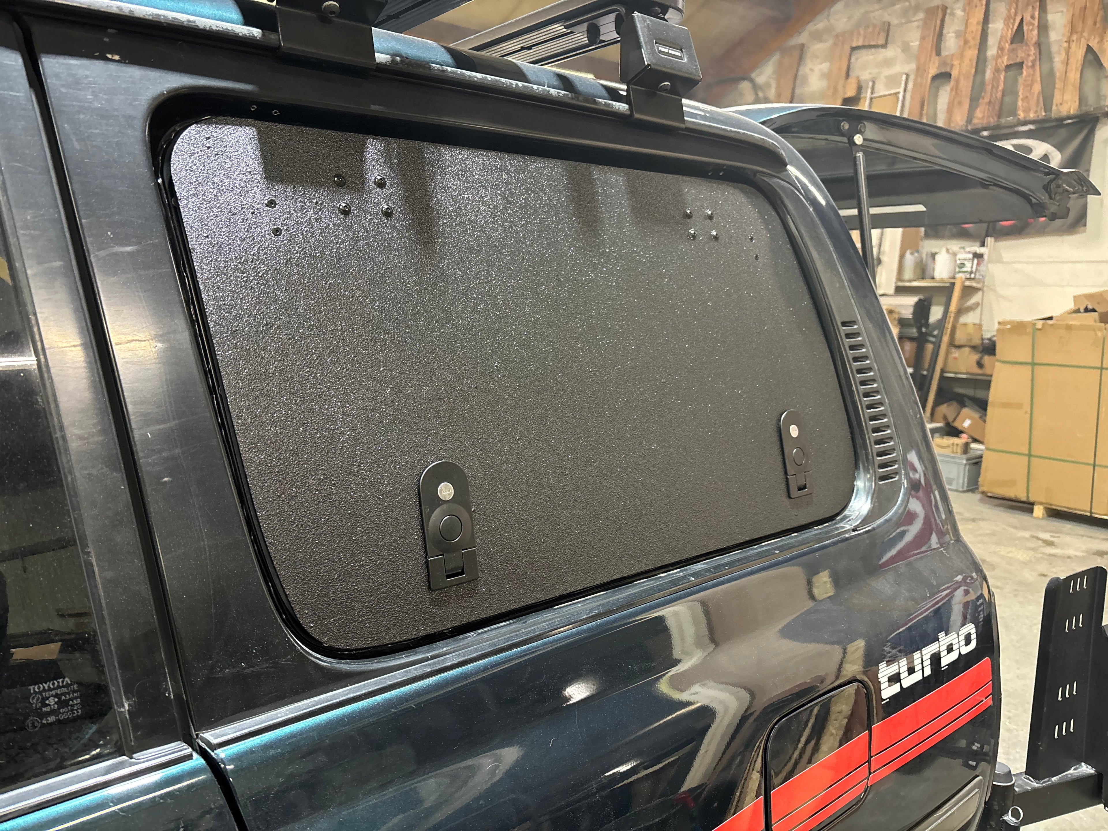 gullwing windows TOYOTA HDJ80