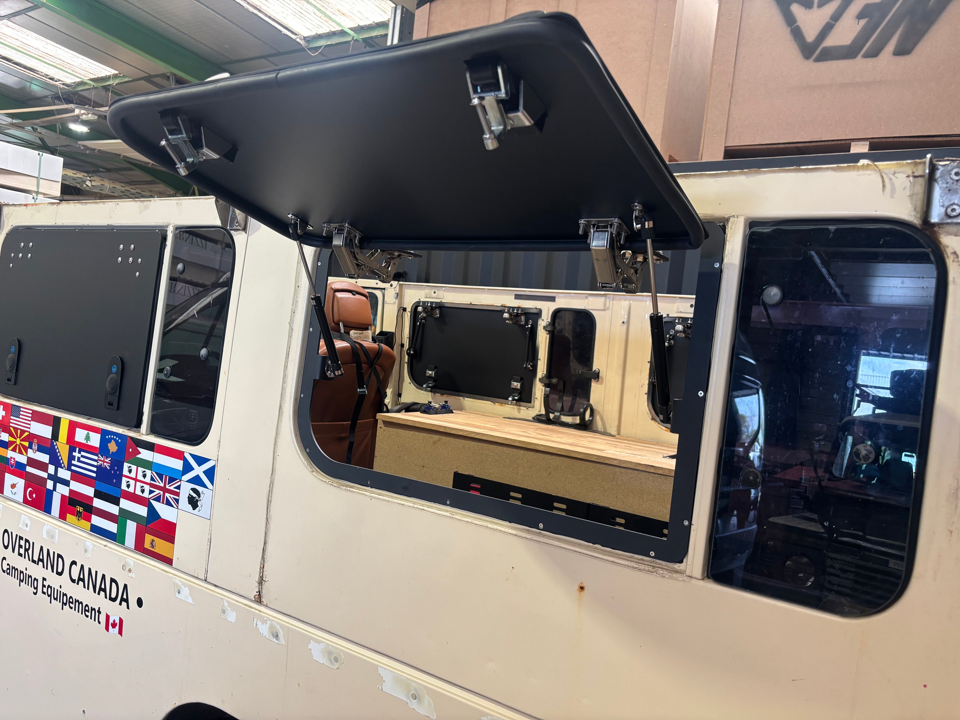 Gullwing windows TOYOTA BJ45