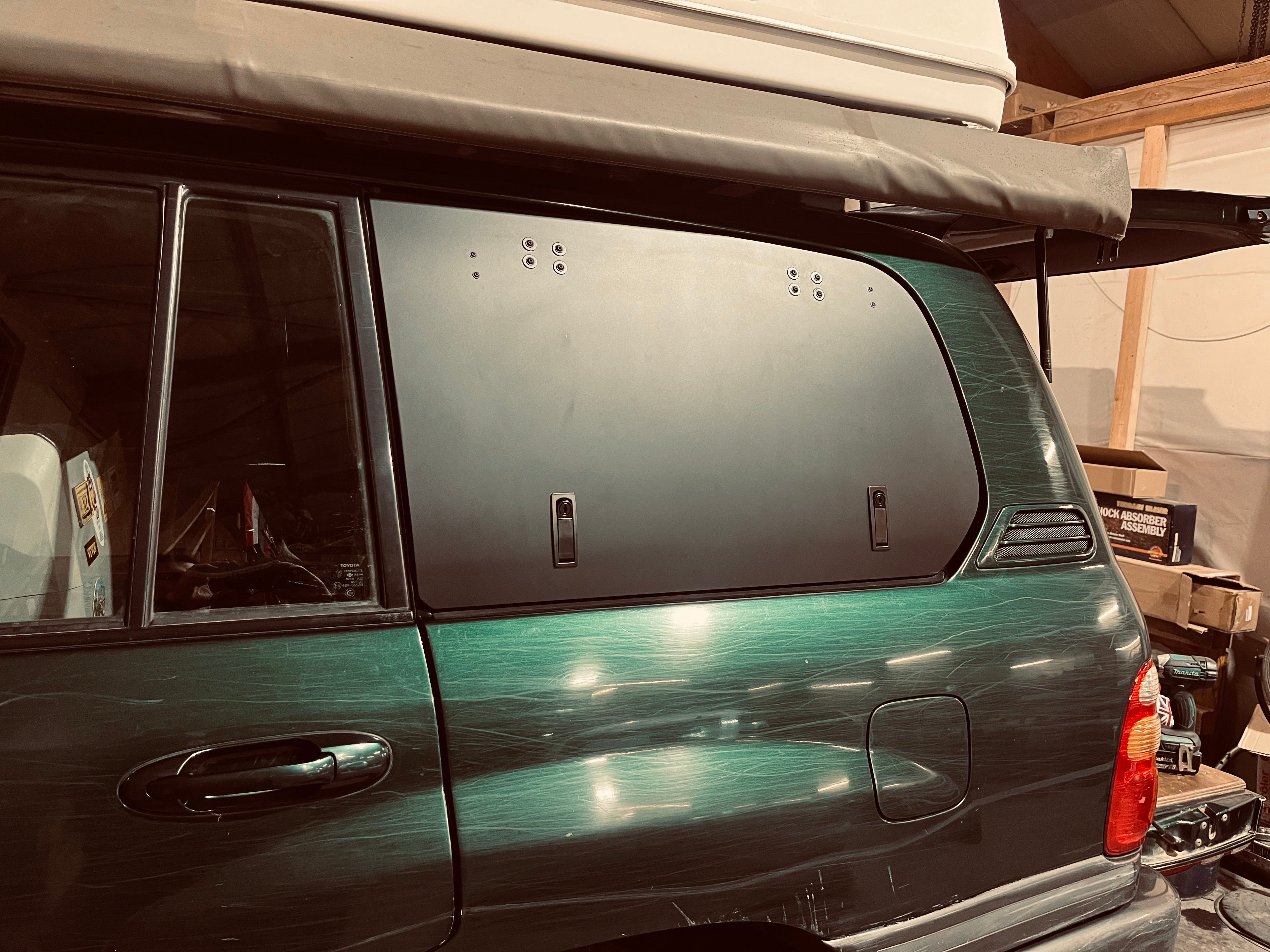 Gullwing windows TOYOTA HDJ100