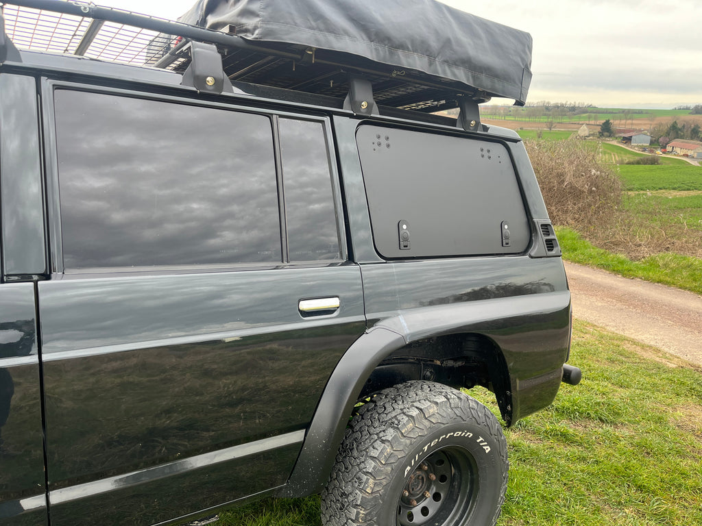 Gullwing windows NISSAN PATROL Y60 long